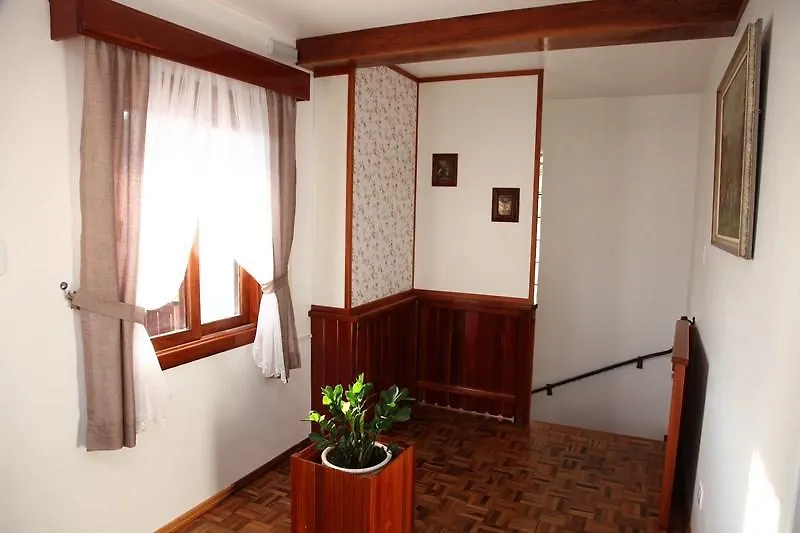 招待所 Hospedaria Gastehaus Enzian Treze Tílias
